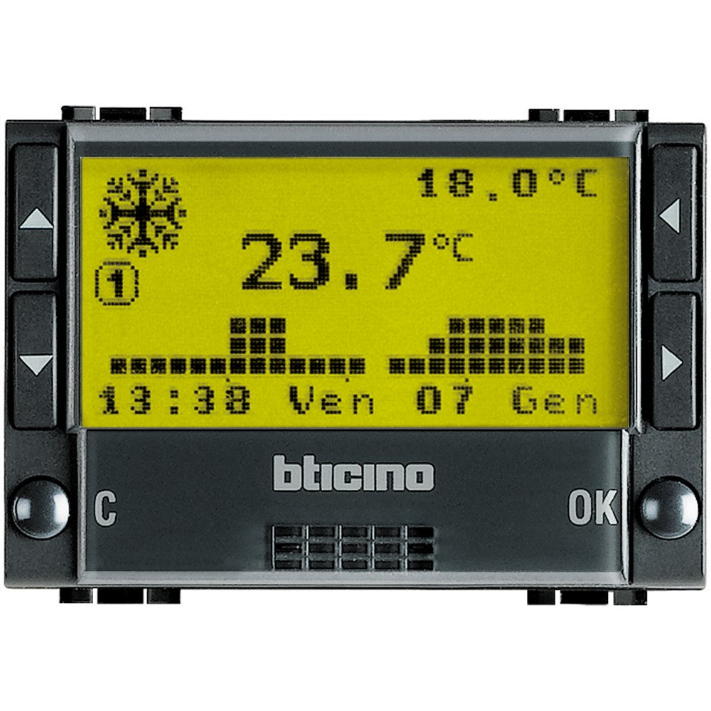 Cronotermostato Bticino Livinglight L4451, display digitale con temperatura e programmazione, colore antracite.