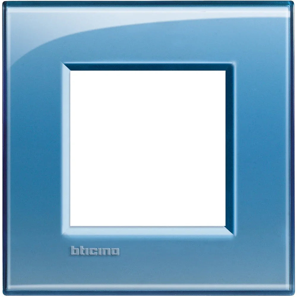 BTicino Living Light Placca Quadra 2P Azzurro Deep - SKU LNA4802AD, Design Elegante e Resistente in Tecnopolimero