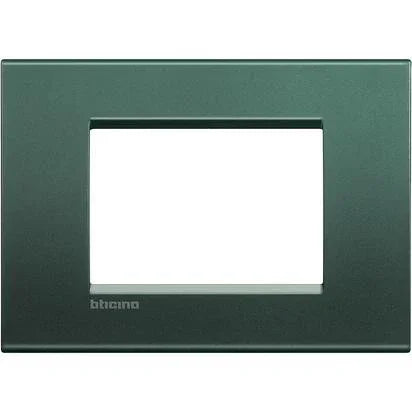 Placca 3P Park Living Light BTicino LNA4803PK - Design Elegante in Metallo, Facile Installazione, 86x120 mm