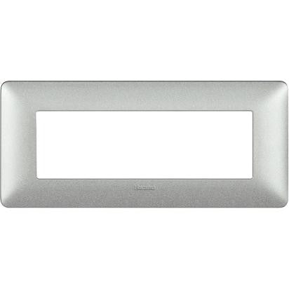 Placca Bticino Matix 6 moduli bianco calce AM4806TBC, supporto 506LSA, dimensioni 84mm x 191mm.