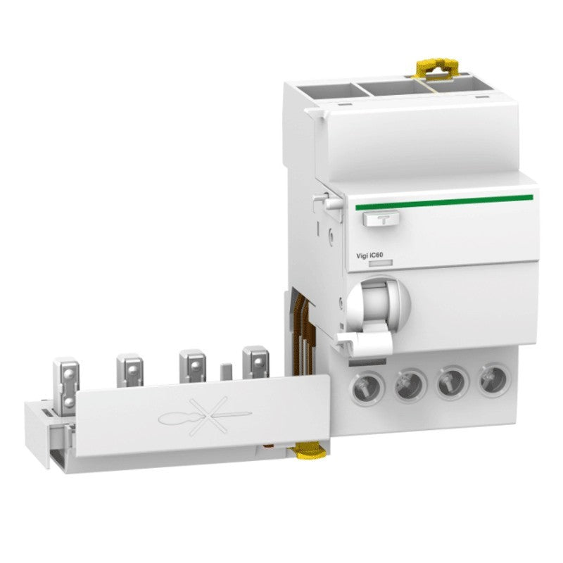 Blocco differenziale Schneider 4P 25A 30mA AC, installazione DIN, 3 moduli, protezione salvavita.