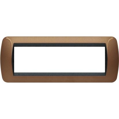 Living Int. Placca 7 posti ottone L4807BO, 7-moduli metallico, serie Livinglight BTicino, dimensioni 80mm x 206mm.