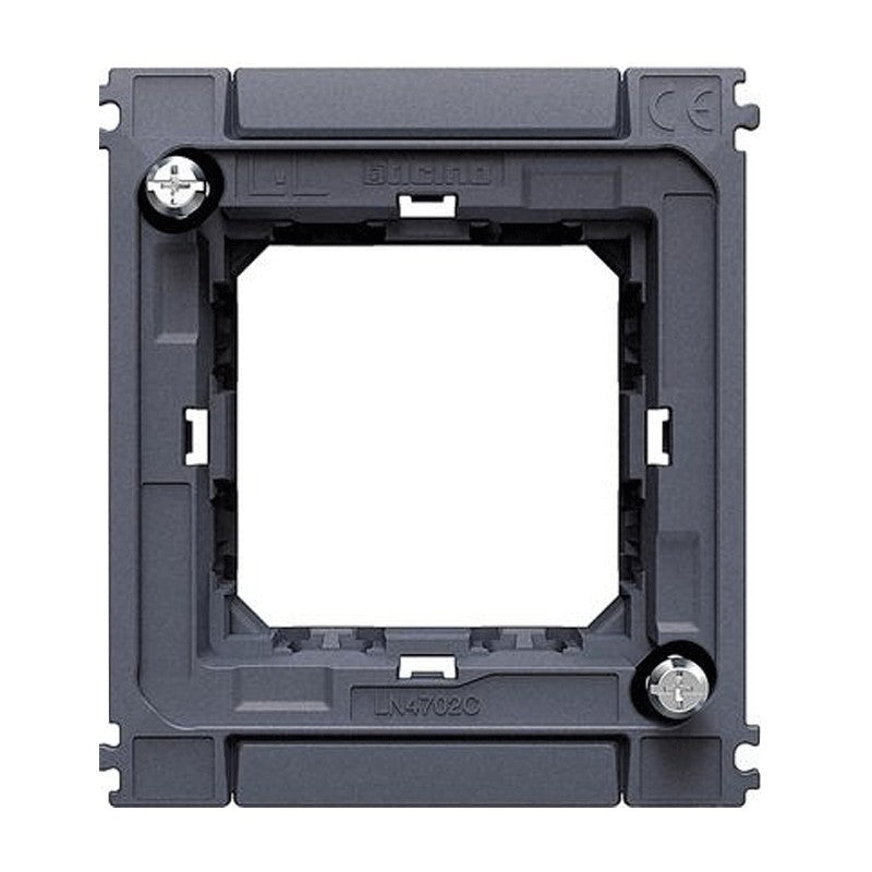 Bticino supporto 2 moduli per placche AIR LN4702C, fissaggio con viti, dimensioni 17x70.6x82 mm.