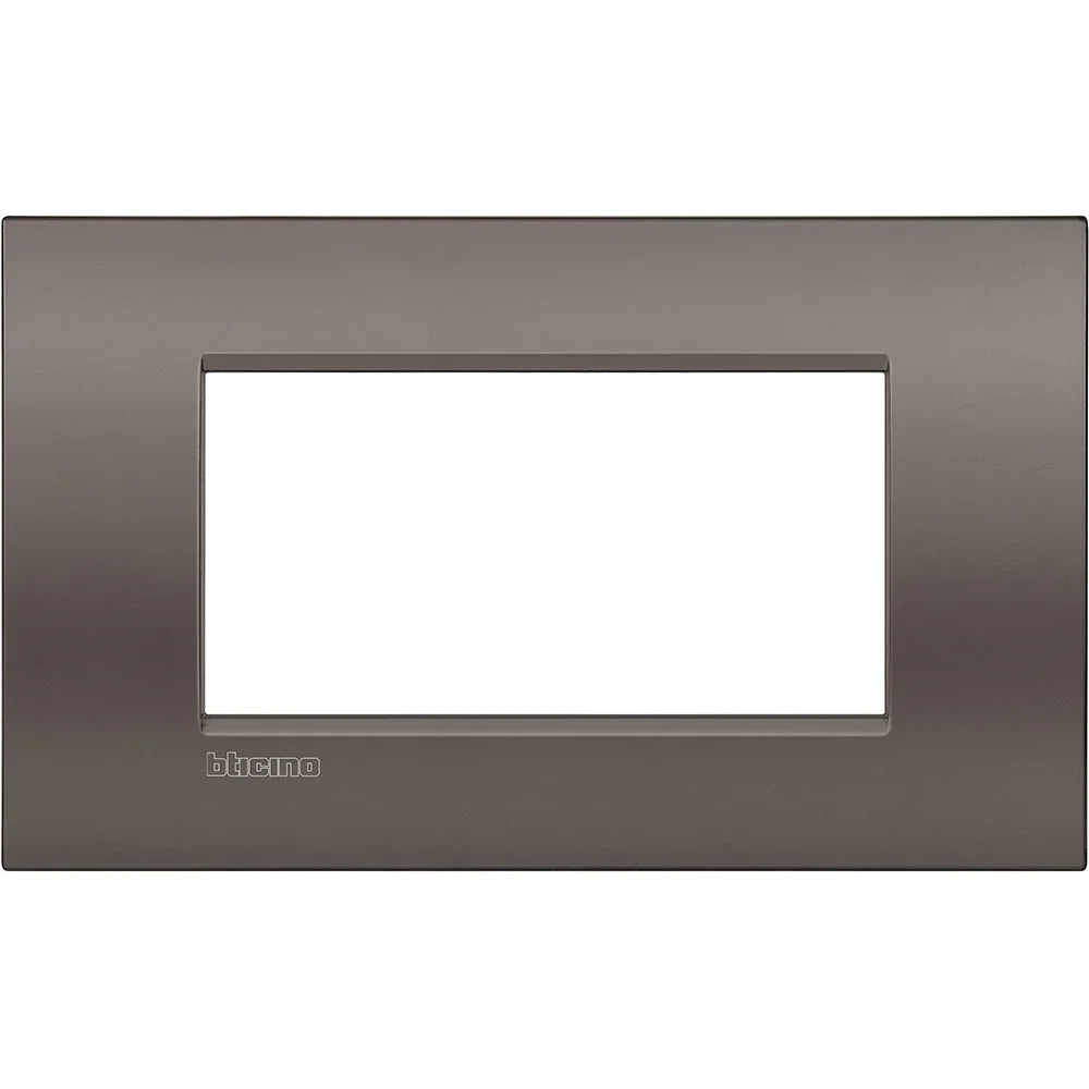 Placca 4 Moduli Argilla BTicino Living Light LNC4804CY - Design Elegante e Funzionale