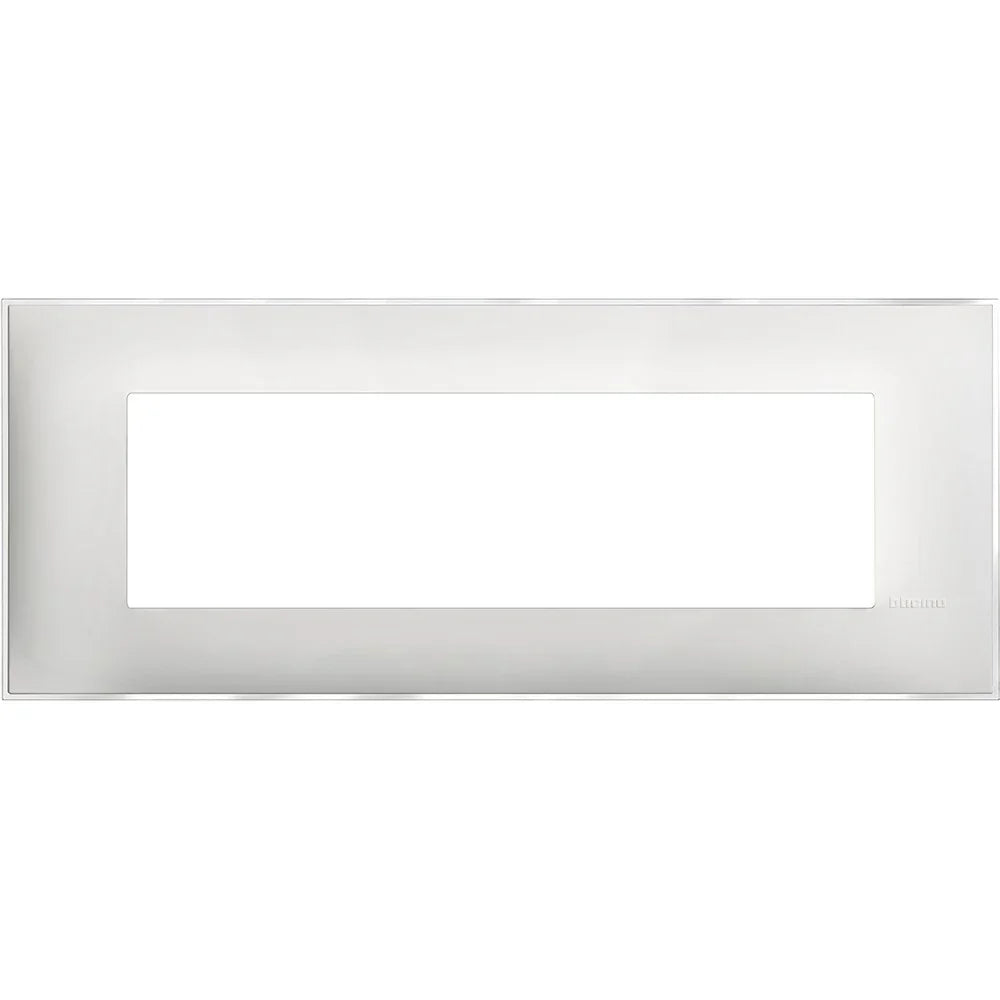 BTicino Placca 7 Moduli Ghiaccio Satinato - Elegante e Funzionale, Facile Installazione
