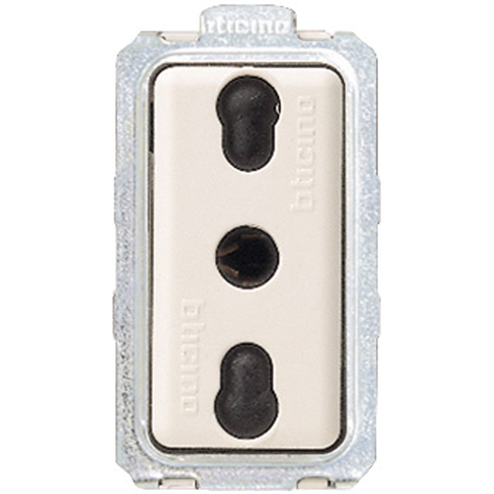 Bticino Magic presa bipasso 10/16A 250Vac 2P+T Italian standard socket with shielded slots