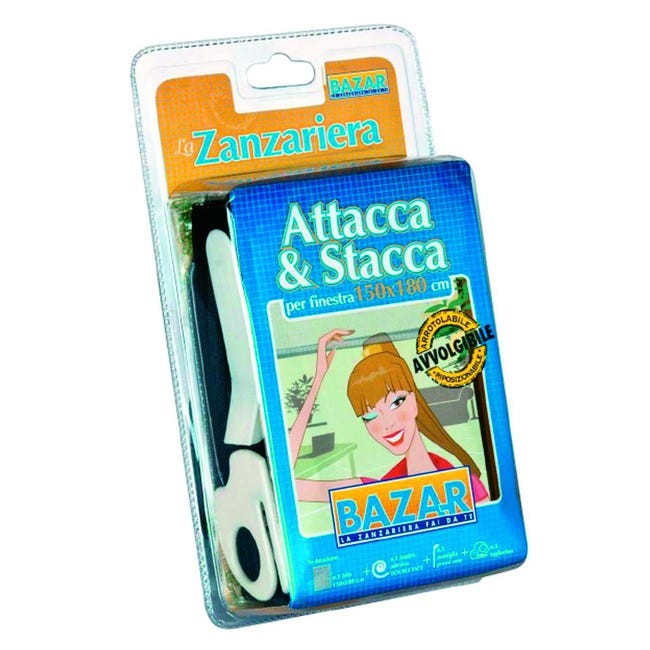 Zanzariera Attacca & Stacca 150x180 cm in confezione, con taglierino incluso per facilità d'uso.