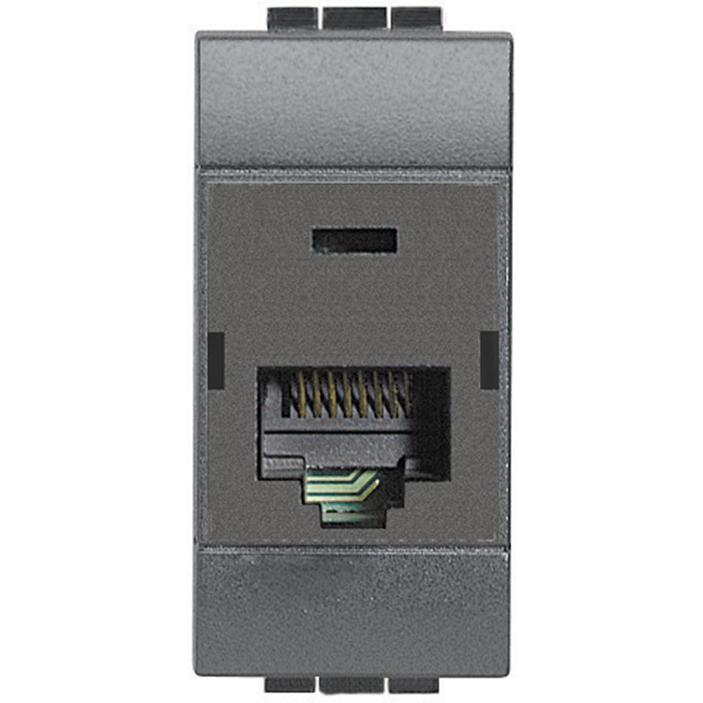 L4262/5E RJ45 UTP CAT. 5E connector front view, designed for reliable data transmission.