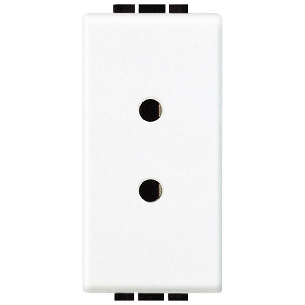 White 2P mignon socket for auxiliary circuits, 6A 24V SELV, BTicino Matix series, 13mm pitch, 3mm diameter holes.