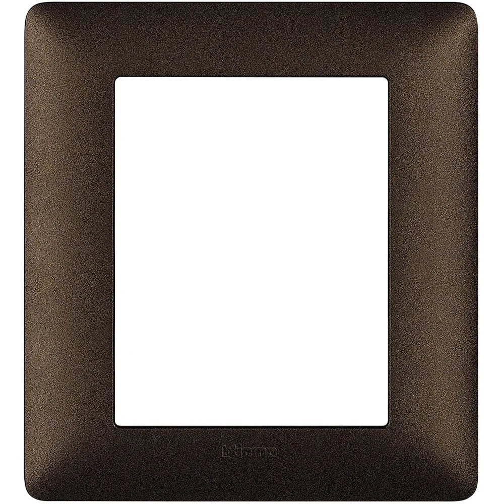 Placca BTicino Matix AM4826TGG - 3 Moduli in Marrone Caffè, Design Elegante e Durevole
