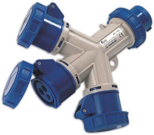 Moltiplicatore mobile a 3 uscite IP67 con connettori blu, grado di protezione IP67, corrente 16A.