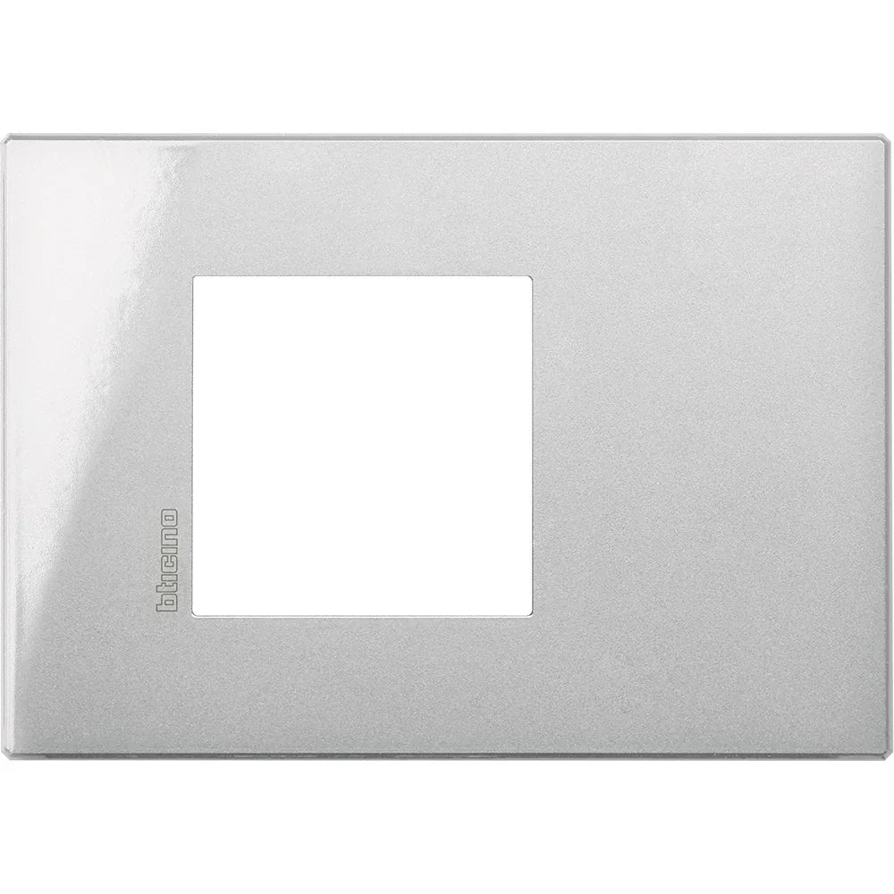 Placca BTicino Axolute Air 2 Moduli Tech HW4819HC - Design Elegante in Metallo, Facile Installazione
