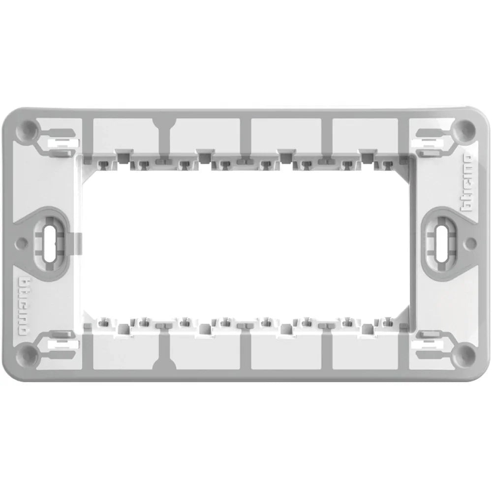 Supporto BTicino MatixGO J4704 per 4 Moduli con Fissaggio a Viti - Installazione Sicura e Funzionale