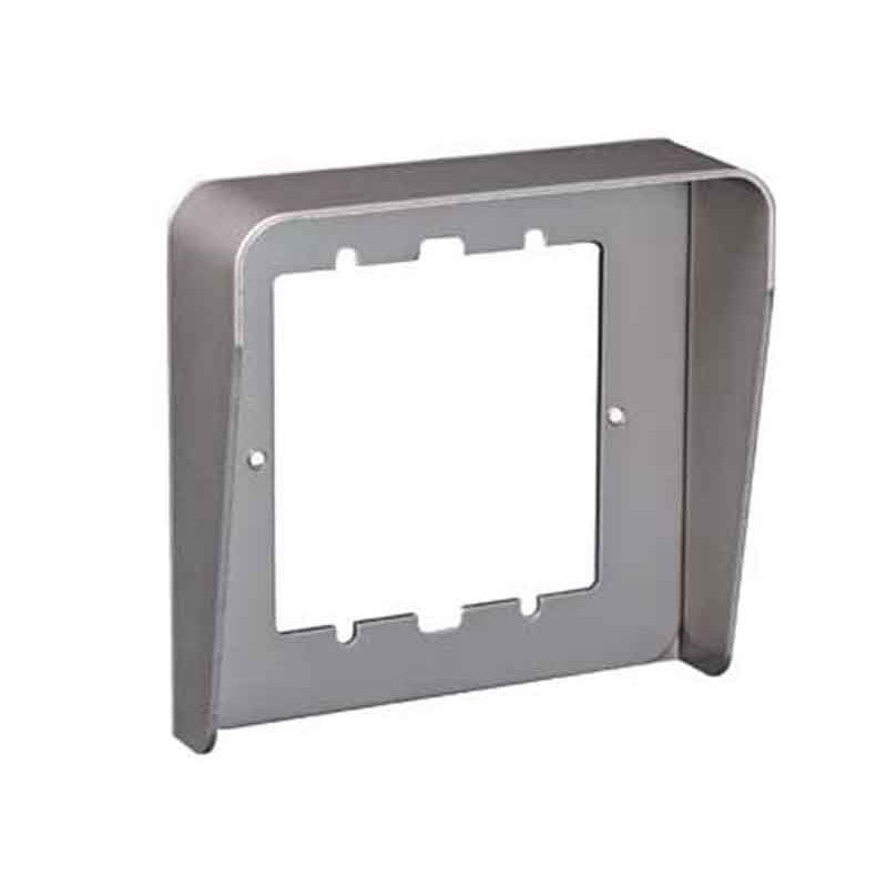 Visiera antipioggia Urmet in alluminio lucido, 1 fila per 1 modulo, dimensioni 151 x 158 x 22 mm.