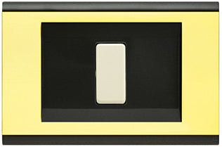 Placca Click 1F Nero e Oro FEB 2581/NOR, interruttore in tecnopolimero per installazione a scatto.