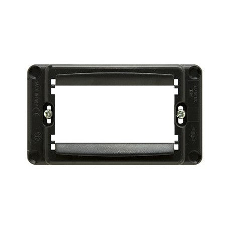 Supporto FEB 2980/TL per placca da parete con 3 posti, design compatto e funzionale.