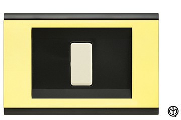 Placca Click 5F Nero Oro FEB 2585/NOR, con 5 moduli e design elegante, per interni moderni.