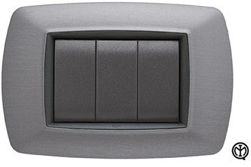 Placca FEB 7 posti in acciaio satinato, design elegante e moderno, per uso domestico e commerciale.