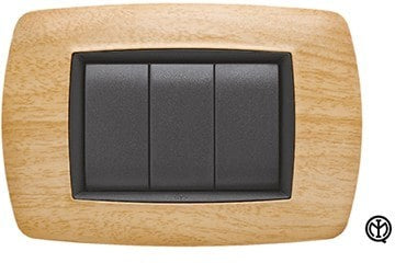 Placca Life 7 Posti Betulla FEB 2987/BT with three switches, featuring a natural wood design.