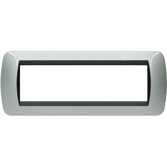 Living Light Placca 7 posti alluminio L4807AL by BTicino, modular frame for electrical installations, dimensions 80mm x 206mm.