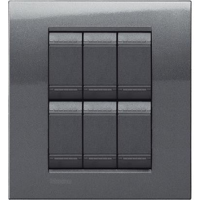 Living Light Placca 3+3P Acciaio in metallo, 6 moduli, design elegante, marca BTicino, ideale per interni.
