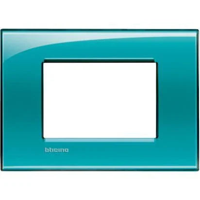 Placca Livinglight 3P Verde BTicino - Codice SKU: LNA4803VD, Design Elegante in Tecnopolimero