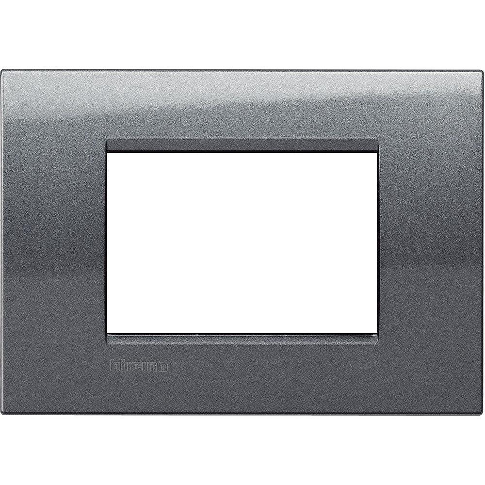 Placca Living Light 3 Pezzi Acciaio BTicino LNA4803AC - Design Elegante, Robusta e Facile da Installare