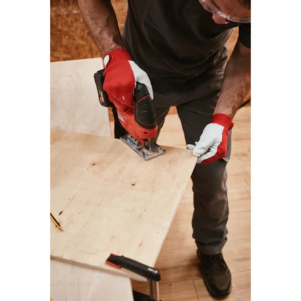 Valex M-SGA 18, Seghetto Alternativo a Batteria, progettato per lavori hobbistici e più impegnativi con regolazione della velocità.