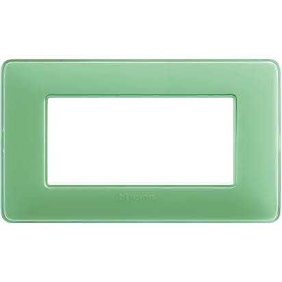 Placca Bticino Matix 4 moduli tè verde AM4804CVC, elegante supporto 4 posti in verde, dimensioni 84mm x 143.7mm.