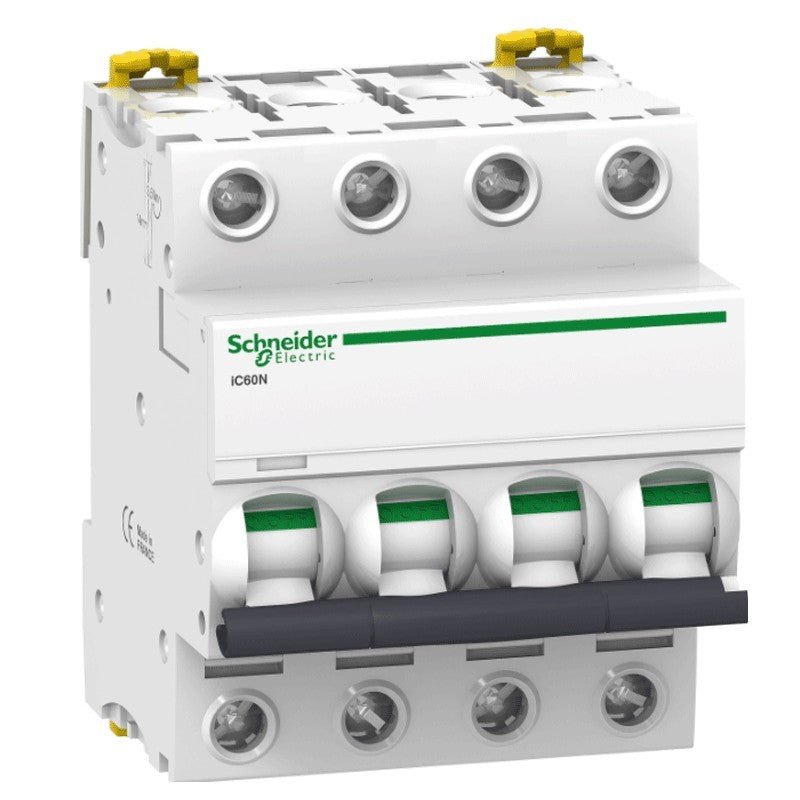 Interruttore magnetotermico Schneider 4P 10A 6KA, design compatto, montaggio su guida DIN.