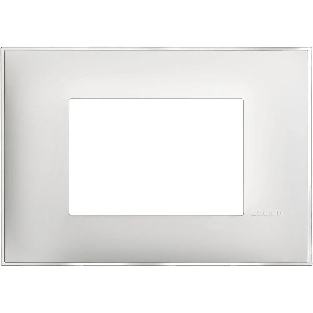 BTicino Placca 3 Moduli Ghiaccio Satinato - Design Elegante e Facile Installazione, 86x122 mm
