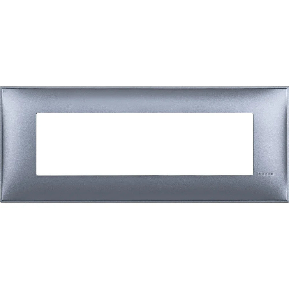 BTicino Placca 7 Moduli Blu Metal - Design Elegante, Alta Qualità, Facile Installazione - SKU: [inserisci codice SKU qui]