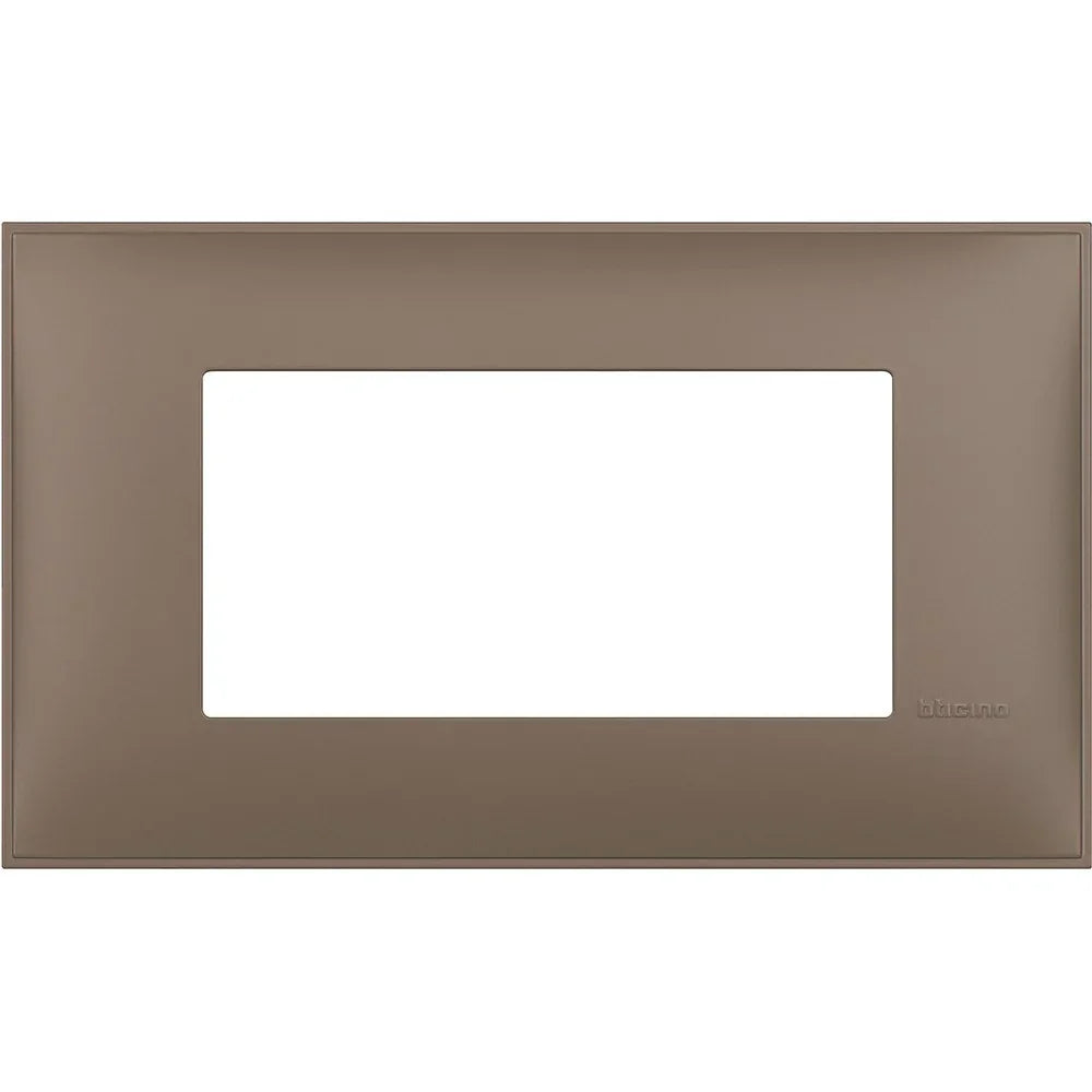 BTicino Placca 4 Moduli Colore Terra Soft - Design Elegante, Installazione Semplice 86x144,5 mm