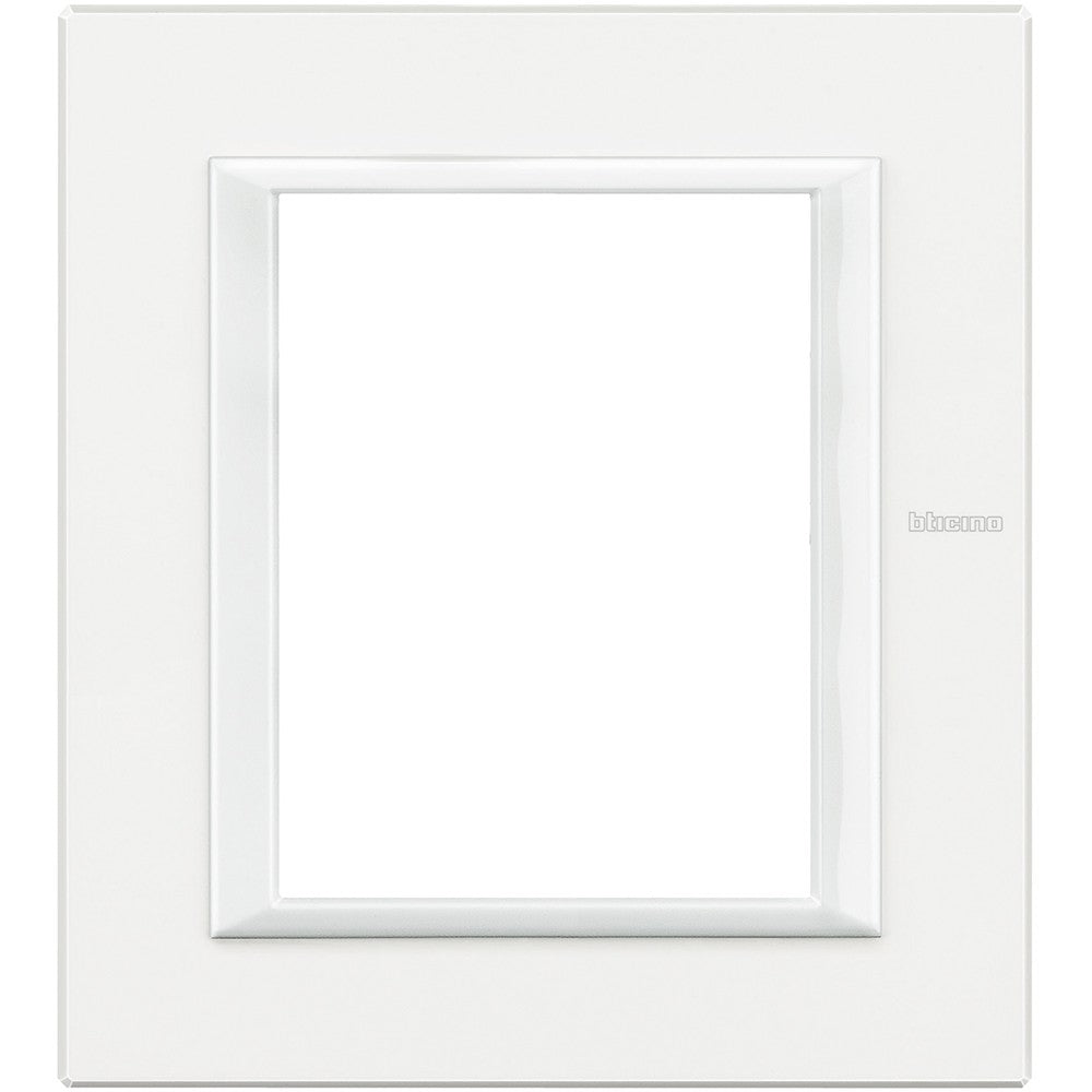Bticino Axolute 3+3P wall plate in white, metal material, height 141.5mm, width 127mm, for modular design.