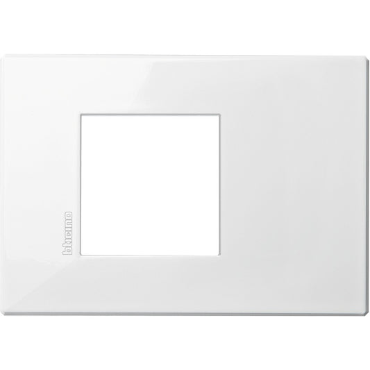 BTicino Axolute Air 2-module metal plate in white, dimensions 86mm height x 122mm width.