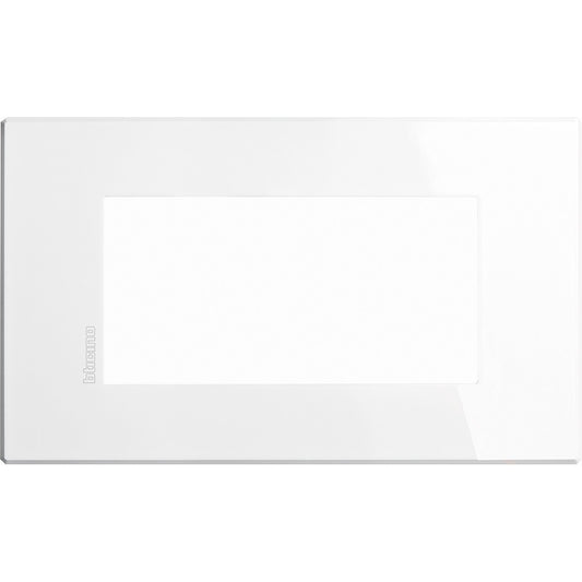 Bticino Axolute Air 4-module wall plate in white, made of metal, dimensions 86mm x 144mm.