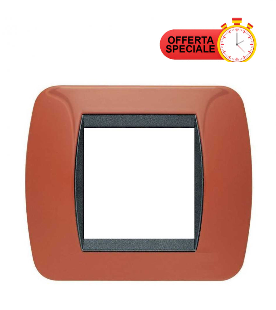 BTicino Living Light Placca 2 posti terracotta L4802TR, 80mm x 93mm, design elegante e moderno.