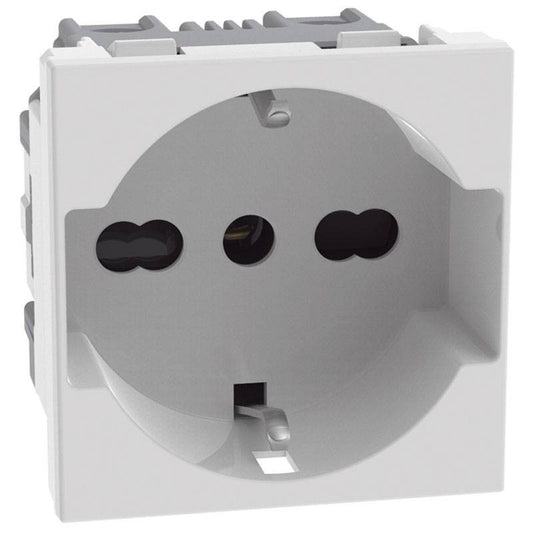 Presa Schuko Standard Bticino MATIXGO P40 bianca, 250Vac 16A, interasse 19 mm e 26 mm, alveoli protetti.
