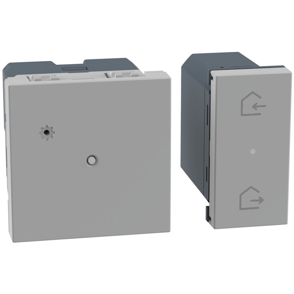 Gateway Bticino MatixGO Smart grigio JG4510C per controllo luci e apparecchiature elettriche connessi.