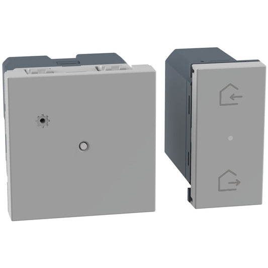 Gateway Bticino MatixGO Smart grigio JG4510C per controllo luci e apparecchiature elettriche connessi.