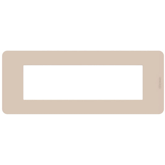 BTicino MatixGO Placca 7 moduli in color beige, realizzata in tecnopolimero per installazioni elettriche.