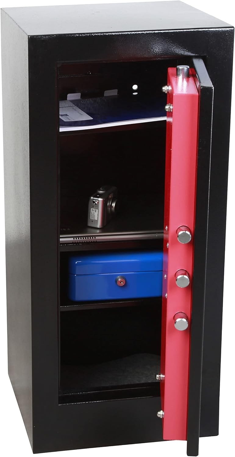 Armadio di sicurezza Technomax HS/20 con ripiani per armi e munizioni, colore nero e porta rossa.