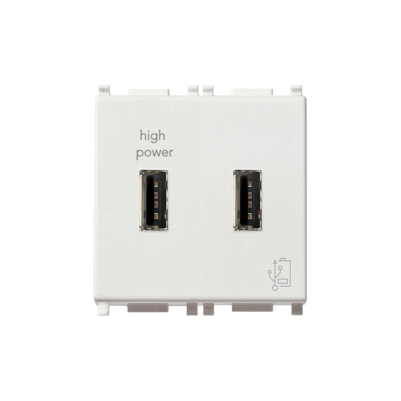 Caricatore doppio USB Vimar Plana bianco con due uscite 5V 2.1A per ricarica veloce di smartphone e tablet.