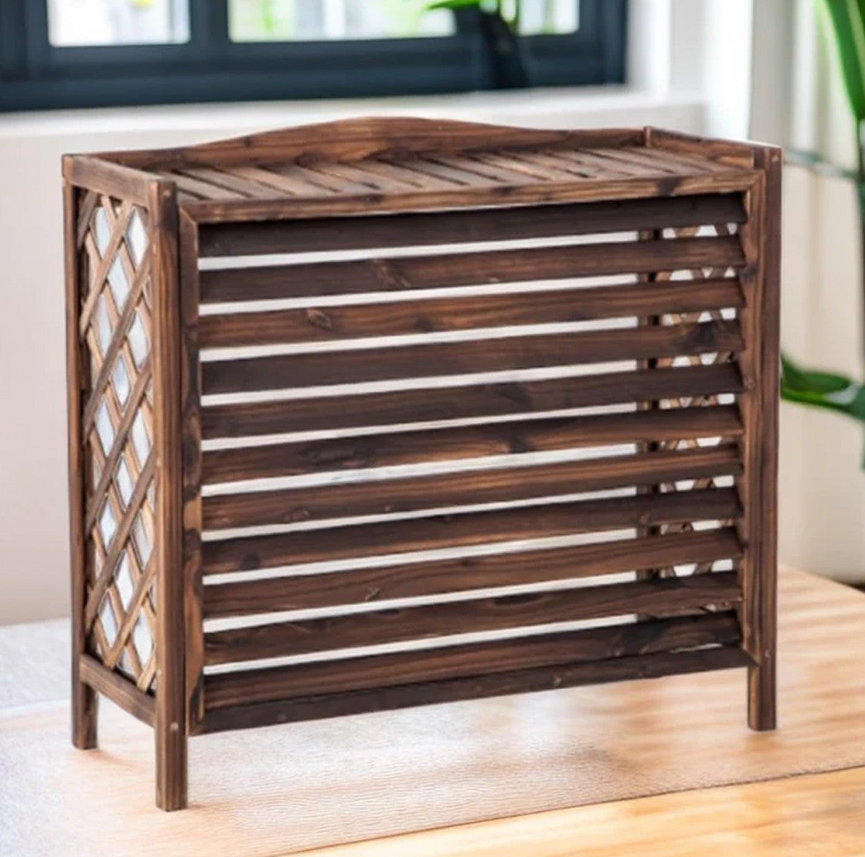 Copertura condizionatore in legno marrone per esterno, dimensioni 94x49x84 cm, ideale per decorazione giardino e patio.