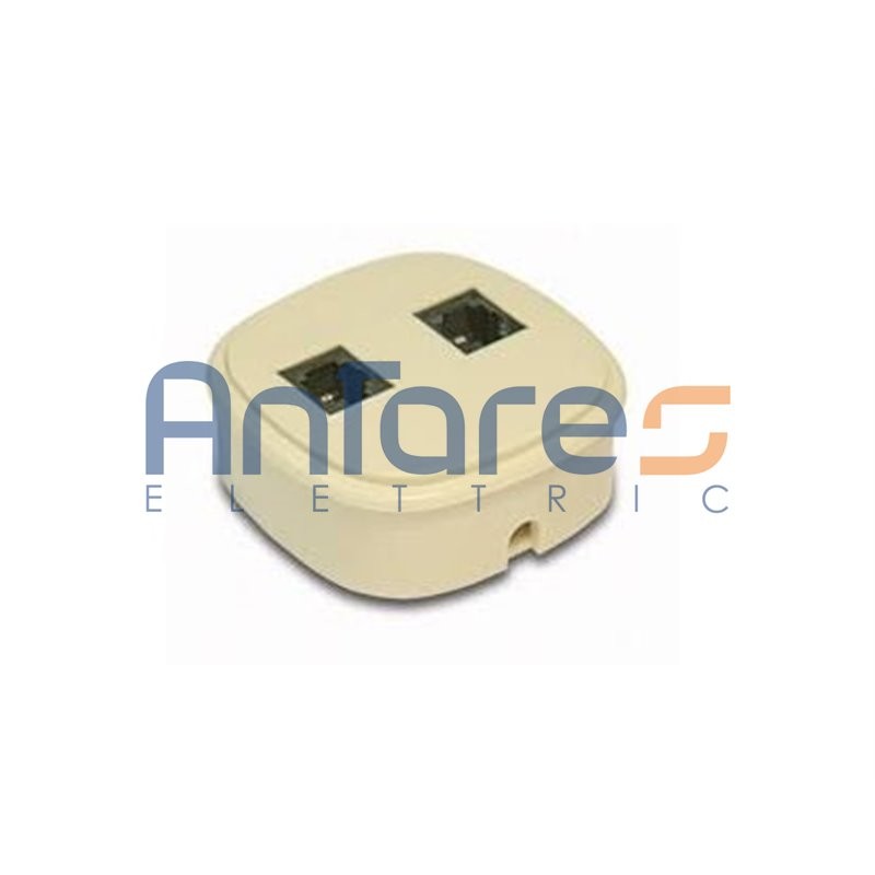 Doppia presa telefonica a parete Faeg FG15004 con 6/4+6/4, progettata per connessioni affidabili.