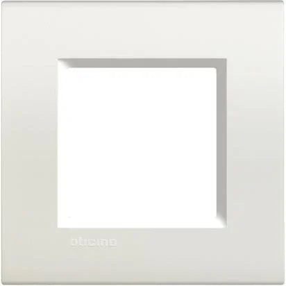 Placca Livinglight 2 Moduli Bianca BTicino - LNA4802BI, Design Elegante e Funzionale, Facile Installazione