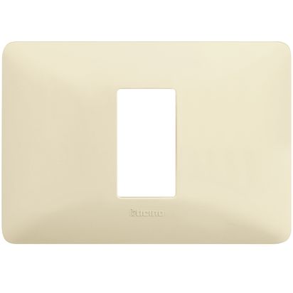 Placca Matix 1 modulo AM4803M1BAV in colore avorio, realizzata in tecnopolimero, ideale per interruttori.